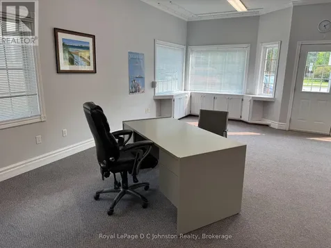 140 High Street Saugeen Shores ON N0H 2L0