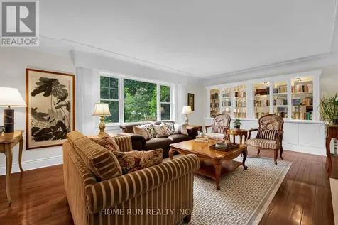 275 Buchan Road Ottawa ON K1M 0W4