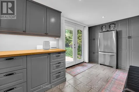 275 Buchan Road Ottawa ON K1M 0W4