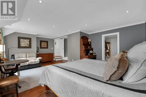 275 Buchan Road Ottawa ON K1M 0W4
