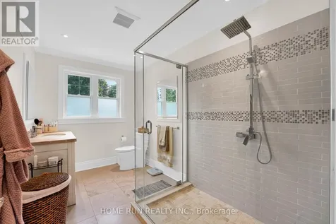 275 Buchan Road Ottawa ON K1M 0W4