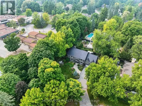 275 Buchan Road Ottawa ON K1M 0W4