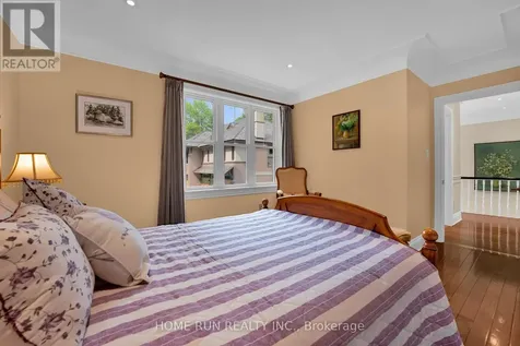 275 Buchan Road Ottawa ON K1M 0W4