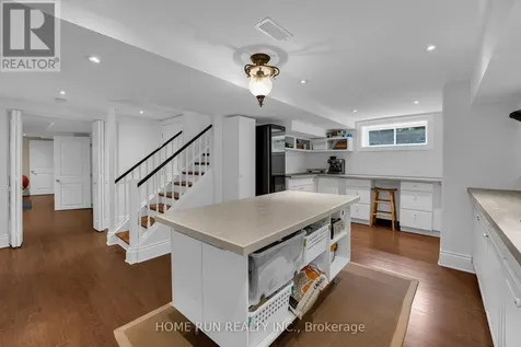 275 Buchan Road Ottawa ON K1M 0W4
