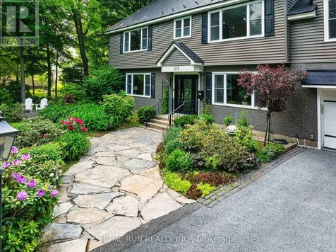 275 Buchan Road Ottawa ON K1M 0W4