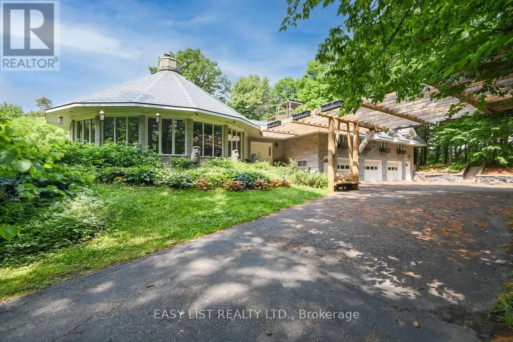 1826 Canaan Road Ottawa ON K4C 1J5