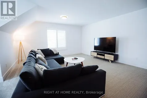 114 Black Willow Crescent Blue Mountains ON L9Y 5L8