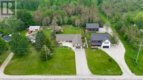 236 Bruce Street South Bruce Peninsula ON N0H 2T0