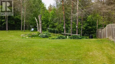 236 Bruce Street South Bruce Peninsula ON N0H 2T0