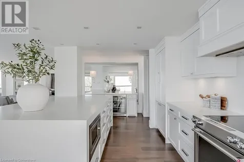 2190 Lakeshore Road Burlington ON L7R 4K1