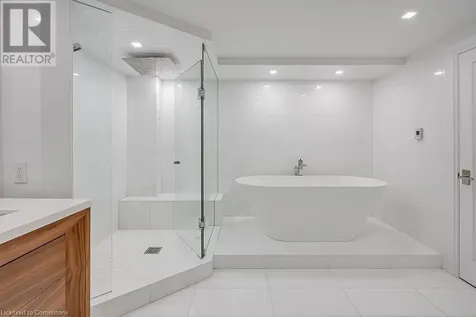 2190 Lakeshore Road Burlington ON L7R 4K1