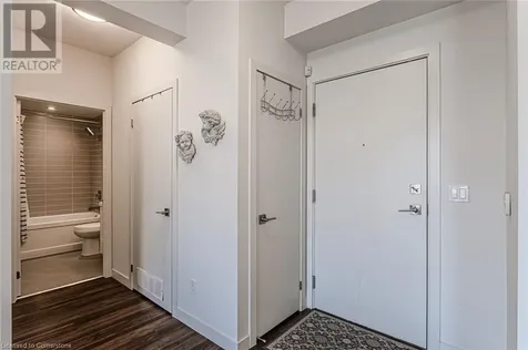 2093 Fairview Street Burlington ON L7R 0E6