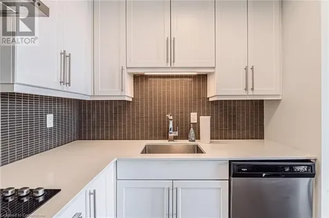 2093 Fairview Street Burlington ON L7R 0E6