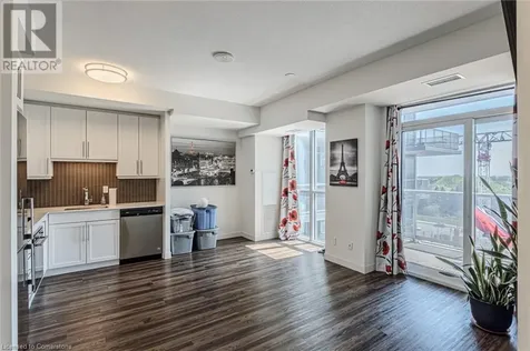 2093 Fairview Street Burlington ON L7R 0E6