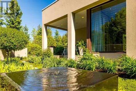 14 Kanata Rockeries Private Ottawa ON K2K 3P4