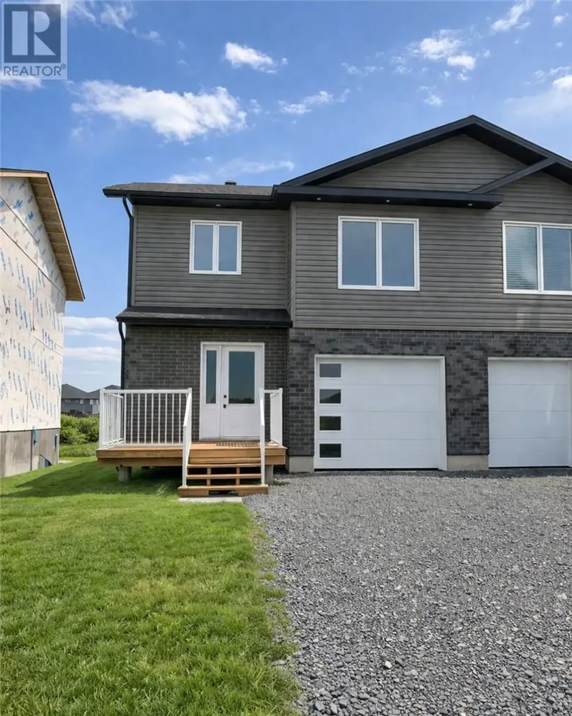 2951 Ruby Street Chelmsford ON P0M 1L0