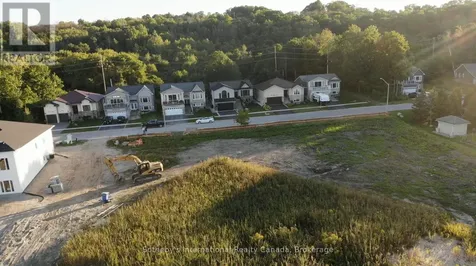 607 Taylor Drive Midland ON L4R 5L9