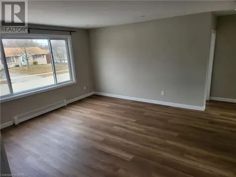 1438 Beckworth Avenue London ON N5V 2K7