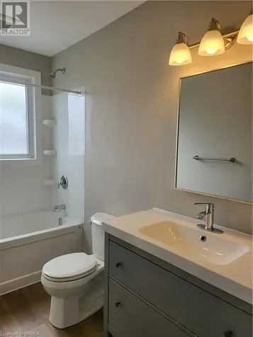 1438 Beckworth Avenue London ON N5V 2K7