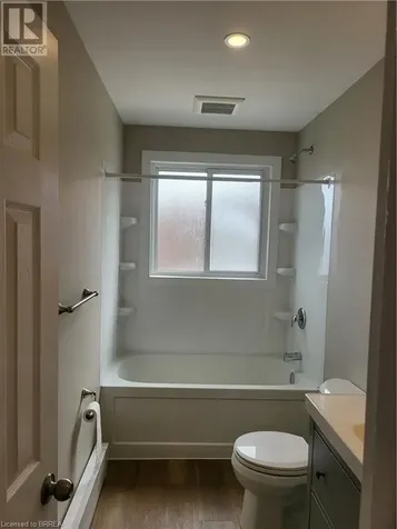 1438 Beckworth Avenue London ON N5V 2K7