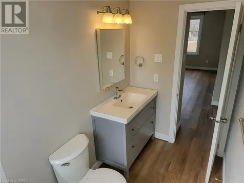 1438 Beckworth Avenue London ON N5V 2K7