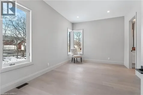 159 Parkside Drive Brantford ON N3T 0S9