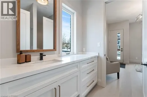 159 Parkside Drive Brantford ON N3T 0S9