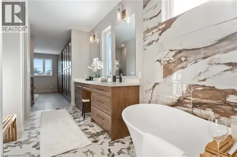 159 Parkside Drive Brantford ON N3T 0S9