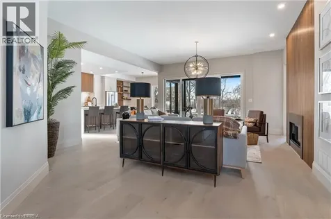 159 Parkside Drive Brantford ON N3T 0S9