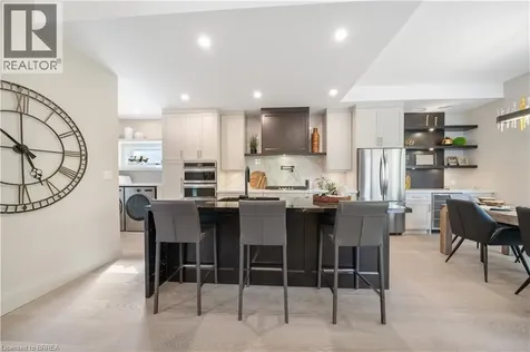 163 Parkside Drive Brantford ON N3T 0S9