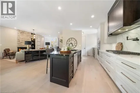 163 Parkside Drive Brantford ON N3T 0S9