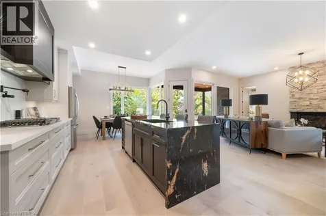 163 Parkside Drive Brantford ON N3T 0S9