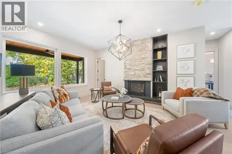 163 Parkside Drive Brantford ON N3T 0S9