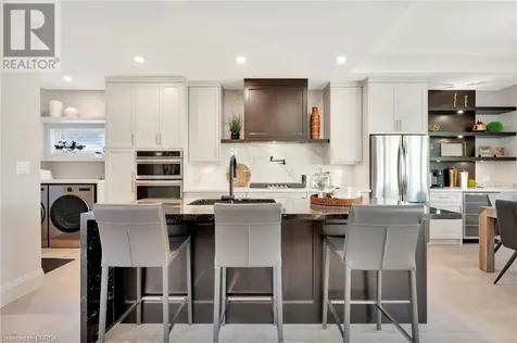 161 Parkside Drive Brantford ON N3T 0S9