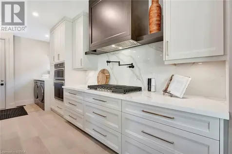161 Parkside Drive Brantford ON N3T 0S9