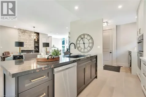 161 Parkside Drive Brantford ON N3T 0S9