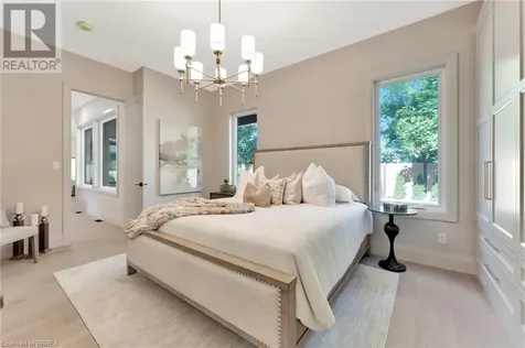 161 Parkside Drive Brantford ON N3T 0S9