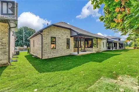 161 Parkside Drive Brantford ON N3T 0S9