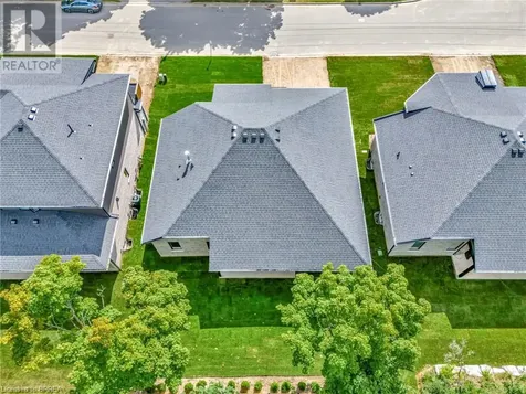 161 Parkside Drive Brantford ON N3T 0S9