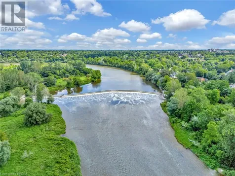161 Parkside Drive Brantford ON N3T 0S9
