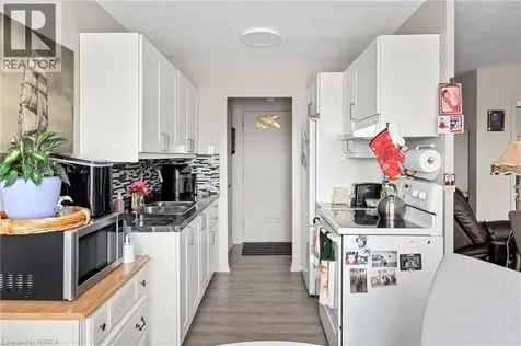 485 Thorold Road Welland ON L3C 3X1