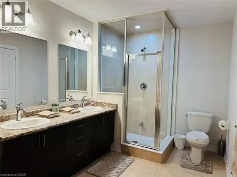 15 Blacklock Street Cambridge ON N1S 0E6