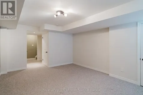935 Goderich Street North Saugeen Shores ON N0H 2C3