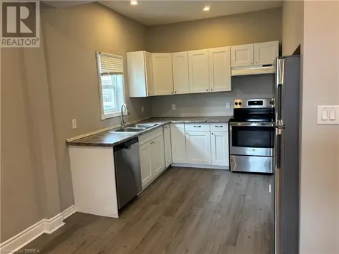 196 Marlborough Street Brantford ON N3T 4T1