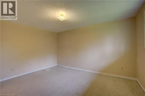 271 Forest Glen Crescent Mount Forest ON N0G 2L2