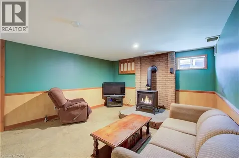 271 Forest Glen Crescent Mount Forest ON N0G 2L2