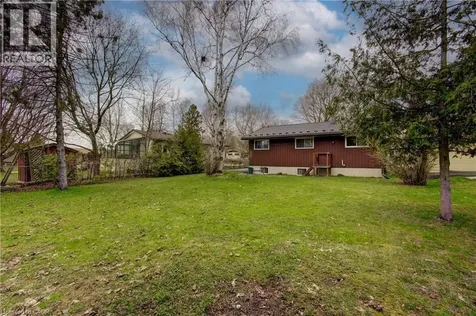 271 Forest Glen Crescent Mount Forest ON N0G 2L2