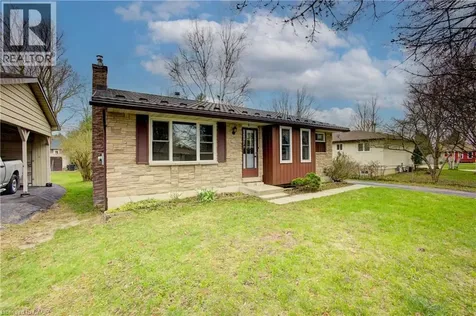 271 Forest Glen Crescent Mount Forest ON N0G 2L2