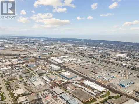 3230 Mainway Burlington ON L7M 1A5