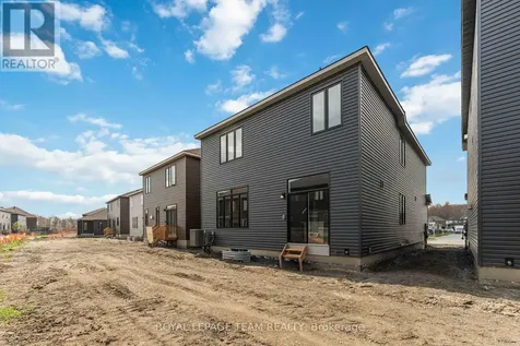 2026 Wanderer Avenue Ottawa ON K4M 0Z2